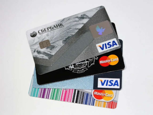 無職でも作れるクレジットカードは楽天カード